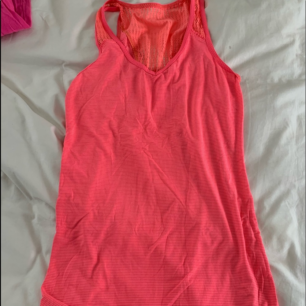Lululemon tank without built in bra